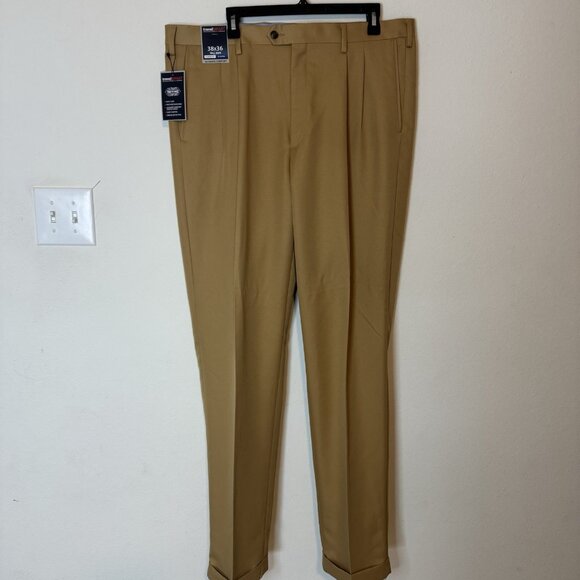 NWT Roundtree & Yorke Pants Travel Smart Mens Tall 38x36 Dress Tan Pleated - Picture 4 of 12